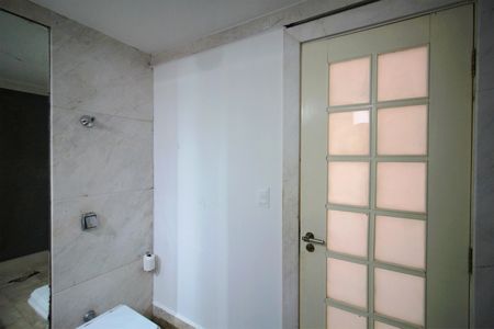 Casa à venda com 800m², 5 quartos e 10 vagasBanheoop Galpão