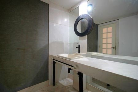 Casa à venda com 800m², 5 quartos e 10 vagasBanheoop Galpão