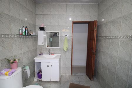 Casa à venda com 210m², 6 quartos e 1 vagaBanheiro