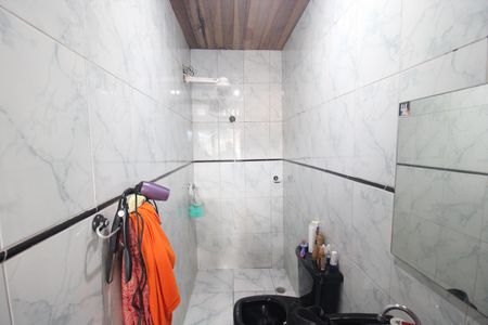 Casa à venda com 210m², 6 quartos e 1 vagaCasa - Banheiro