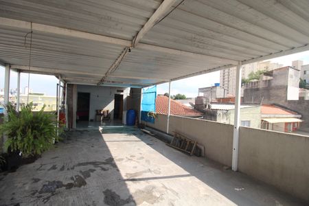 Casa à venda com 210m², 6 quartos e 1 vagaÁrea de Serviço