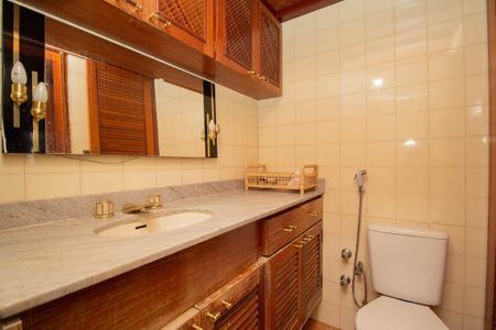 Apartamento à venda com 78m², 3 quartos e 1 vaga Apartamento à venda com 78m², 3 quartos e 1 vagaBanheiro
