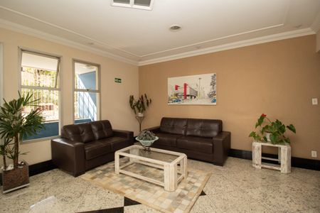 Apartamento à venda com 78m², 3 quartos e 1 vaga Apartamento à venda com 78m², 3 quartos e 1 vagaHall social