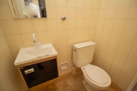 Apartamento à venda com 78m², 3 quartos e 1 vaga Apartamento à venda com 78m², 3 quartos e 1 vagaBanheiro de Serviço