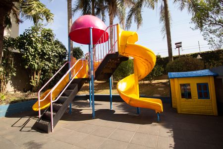 Apartamento à venda com 78m², 3 quartos e 1 vaga Apartamento à venda com 78m², 3 quartos e 1 vagaÁrea Comum - Playground