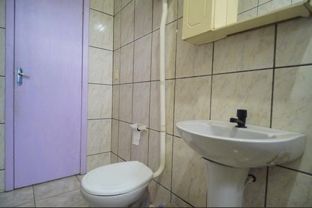 Casa à venda com 240m², 3 quartos e 2 vagasBanheiro 5