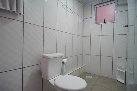 Casa à venda com 240m², 3 quartos e 2 vagasBanheiro 4