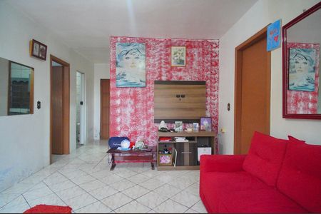 Casa à venda com 240m², 3 quartos e 2 vagasSala