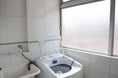 Apartamento para alugar com 67m², 2 quartos e 1 vagaÁrea de Serviço