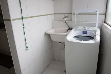 Apartamento para alugar com 67m², 2 quartos e 1 vagaÁrea de Serviço