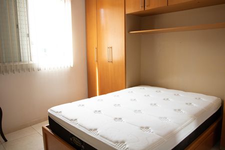 Apartamento para alugar com 67m², 2 quartos e 1 vagaQuarto 1