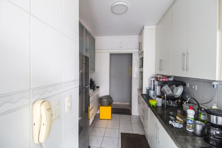 Apartamento à venda com 105m², 2 quartos e 2 vagas Apartamento à venda com 105m², 2 quartos e 2 vagasCozinha