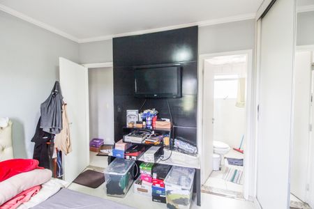 Apartamento à venda com 105m², 2 quartos e 2 vagas Apartamento à venda com 105m², 2 quartos e 2 vagasSuíte