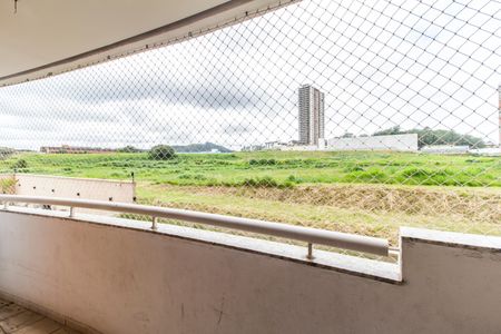 Apartamento à venda com 105m², 2 quartos e 2 vagas Apartamento à venda com 105m², 2 quartos e 2 vagasVaranda