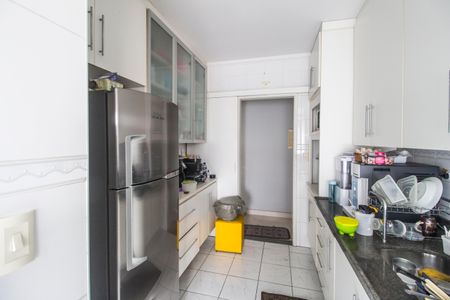 Apartamento à venda com 105m², 2 quartos e 2 vagas Apartamento à venda com 105m², 2 quartos e 2 vagasCozinha
