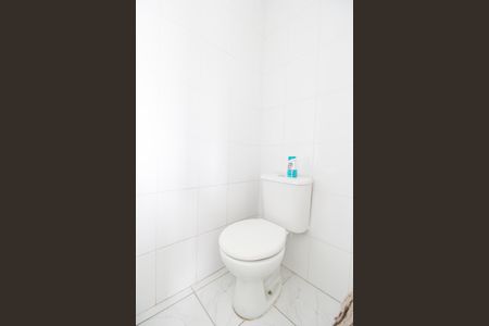 Apartamento à venda com 105m², 2 quartos e 2 vagas Apartamento à venda com 105m², 2 quartos e 2 vagasBanheiro de serviço