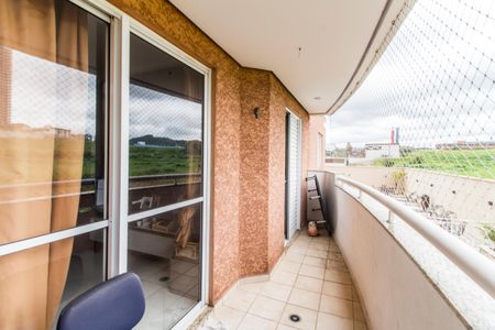 Apartamento à venda com 105m², 2 quartos e 2 vagas Apartamento à venda com 105m², 2 quartos e 2 vagasVaranda