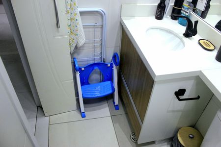 Apartamento à venda com 50m², 2 quartos e 1 vagaBanheiro Social