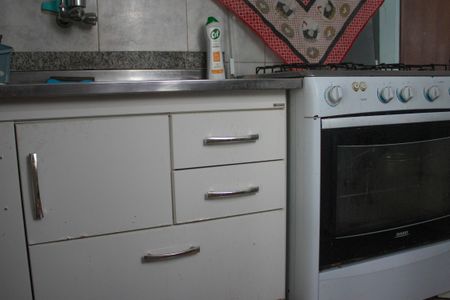 Casa à venda com 305m², 2 quartos e 6 vagas Casa à venda com 305m², 2 quartos e 6 vagasCozinha