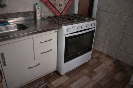 Casa à venda com 305m², 2 quartos e 6 vagas Casa à venda com 305m², 2 quartos e 6 vagasCozinha