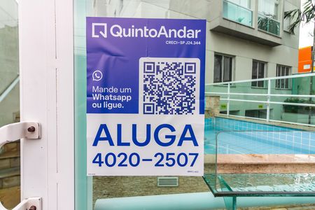 Apartamento para alugar com 58m², 2 quartos e 1 vaga Apartamento para alugar com 58m², 2 quartos e 1 vagaPlaca de Anuncio