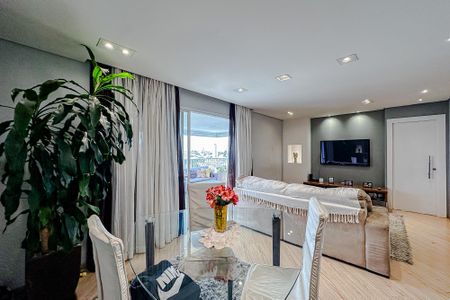 Apartamento para alugar com 137m², 3 quartos e 2 vagasSala