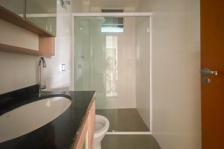 Apartamento para alugar com 59m², 2 quartos e sem vagaBanheiroBanheiro