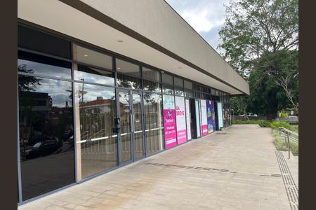 Apartamento para alugar com 55m², 2 quartos e 1 vagaFachada do Prédio