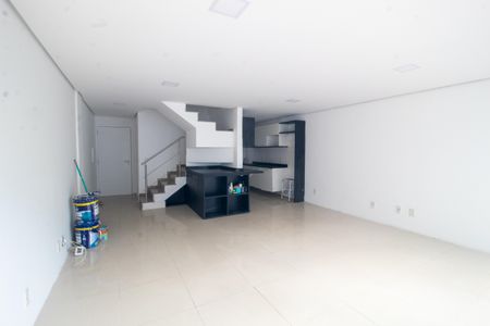 Apartamento à venda com 200m², 2 quartos e 2 vagasSala