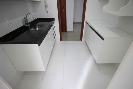 Apartamento para alugar com 64m², 2 quartos e 1 vagaCozinha