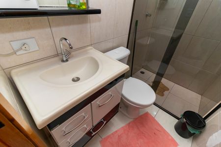 Casa à venda com 84m², 2 quartos e 2 vagasBanheiro da Suíte 2