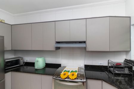 Casa à venda com 84m², 2 quartos e 2 vagasCozinha - Armários