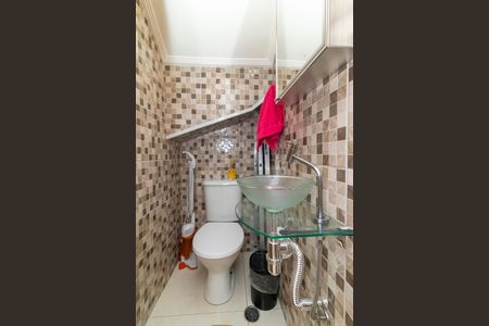 Casa à venda com 84m², 2 quartos e 2 vagasLavabo