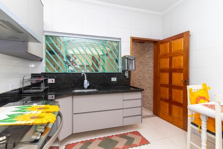 Casa à venda com 84m², 2 quartos e 2 vagasCozinha