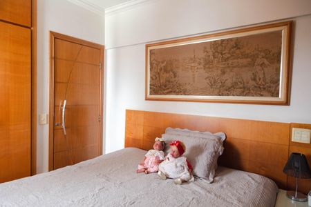 Apartamento à venda com 153m², 3 quartos e 2 vagasSuíte 