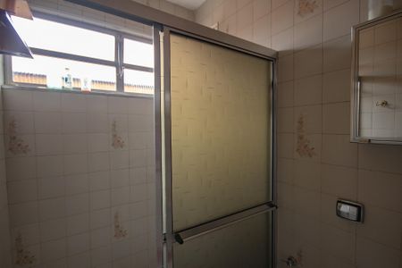 Apartamento à venda com 65m², 2 quartos e sem vagaBanheiro
