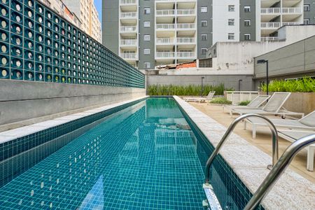 Studio à venda com 25m², 1 quarto e sem vagaÁrea comum - Piscina