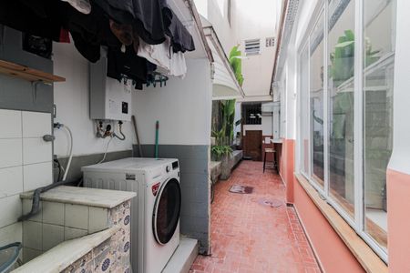 Apartamento à venda com 85m², 2 quartos e sem vaga Apartamento à venda com 85m², 2 quartos e sem vagaÁrea de Serviço