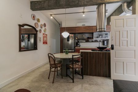 Apartamento à venda com 85m², 2 quartos e sem vaga Apartamento à venda com 85m², 2 quartos e sem vagaSala/Cozinha