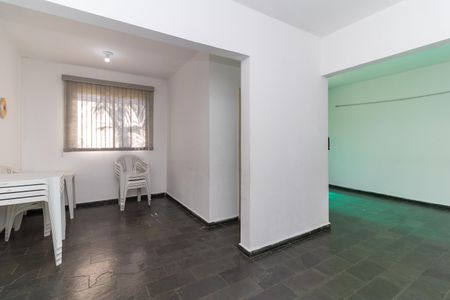 Apartamento para alugar com 52m², 2 quartos e 1 vagaÁrea comum - Salão de festas