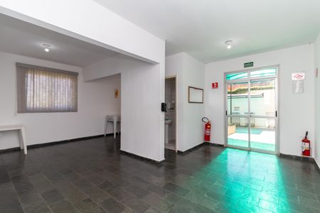 Apartamento para alugar com 52m², 2 quartos e 1 vagaÁrea comum - Salão de festas