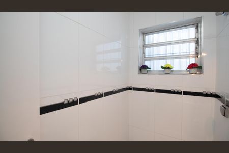 Casa à venda com 245m², 5 quartos e 4 vagasLavabo