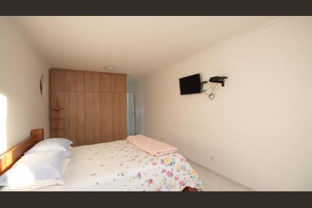 Casa à venda com 245m², 5 quartos e 4 vagasSuíte