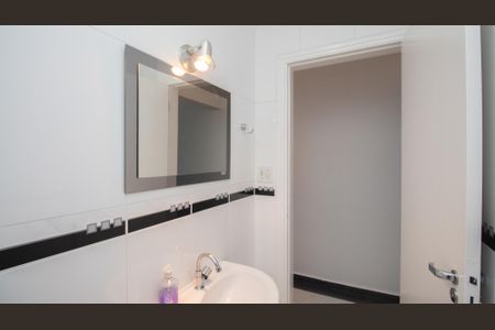 Casa à venda com 245m², 5 quartos e 4 vagasLavabo