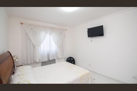 Casa à venda com 245m², 5 quartos e 4 vagasSuíte 2