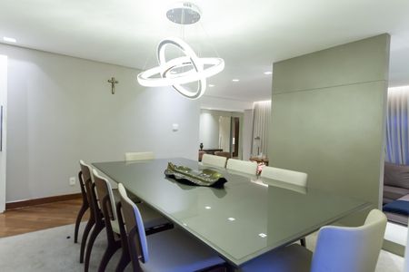 Apartamento à venda com 180m², 4 quartos e 2 vagasSala de Jantar