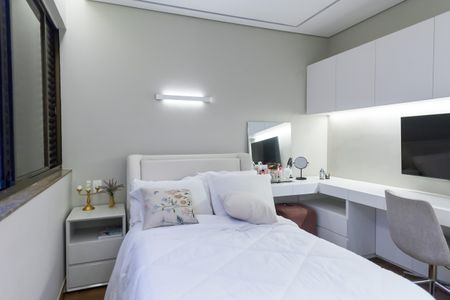 Apartamento à venda com 180m², 4 quartos e 2 vagasQuarto 2