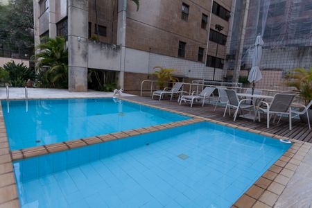 Apartamento à venda com 180m², 4 quartos e 2 vagasÁrea comum