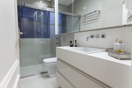 Apartamento à venda com 180m², 4 quartos e 2 vagasBanheiro Social