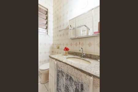 Casa à venda com 48m², 2 quartos e sem vagaBanheiro